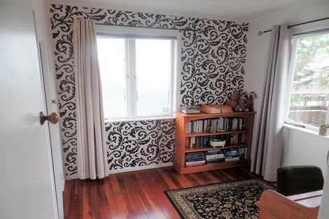 Photo of property in 294 Rangatira Road, Beach Haven, Auckland, 0626