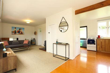 Photo of property in 6b Cross Street, Raglan, 3225