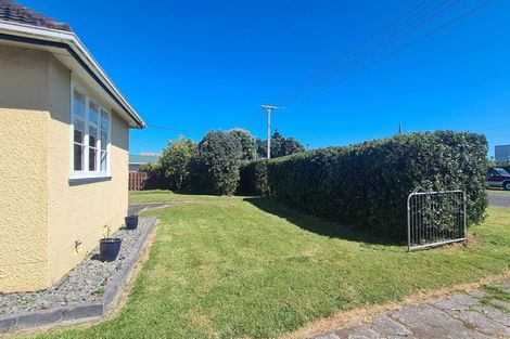 Photo of property in 82 Domett Street, Opunake, 4616