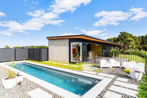 Photo of property in 19 Carters Road West, Mangawhai, 0975