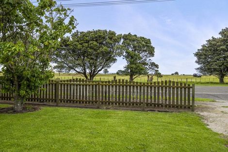 Photo of property in 12 Egmont Street, Patea, 4520