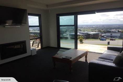 Photo of property in 117 Penruddock Rise, Westmorland, Christchurch, 8025