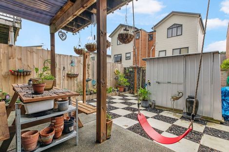 Photo of property in St Claire Village, 11/172 Mcleod Road, Te Atatu South, Auckland, 0610