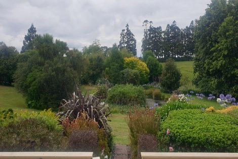 Photo of property in 21 Awaroa Stream Drive, Waiuku, 2123