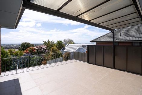 Photo of property in 38 Dyers Pass Road, Cashmere, Christchurch, 8022