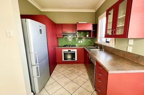 Photo of property in 30 Argentine Avenue, Miramar, Wellington, 6022