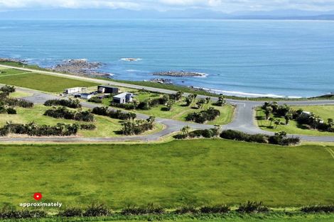 Photo of property in 27 Tamatea Street, Pahia, Riverton, 9881