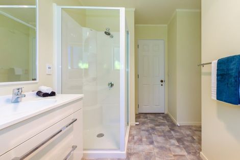 Photo of property in 7 Tobys Way, Waikanae Beach, Waikanae, 5036