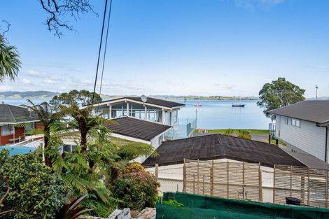 Photo of property in 6 Waikaraka Beach Road, Tamaterau, Whangarei, 0174