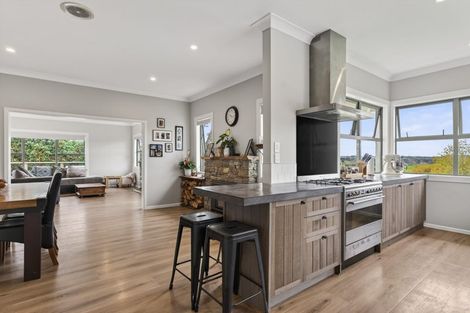 Photo of property in 161 Ranganui Road, Kaiwaka, 0573