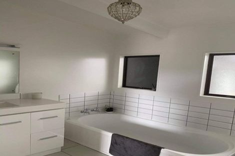 Photo of property in 55b Salisbury Road, Birkdale, Auckland, 0626