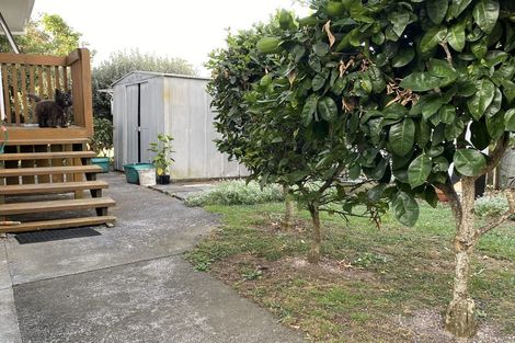 Photo of property in 3/17 Glen Road, Ranui, Auckland, 0612