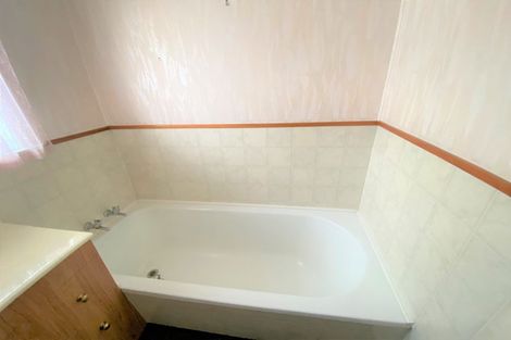 Photo of property in 60 Mclean Avenue, Papatoetoe, Auckland, 2025