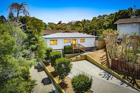 Photo of property in 2/22 Sunburst Lane, Torbay, Auckland, 0630