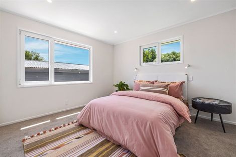 Photo of property in 136 Avonhead Road, Avonhead, Christchurch, 8042