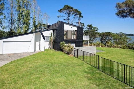 Photo of property in 230 Manuka Road, Bayview, Auckland, 0629