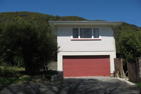 Photo of property in 34 South Terrace, Picton, 7220