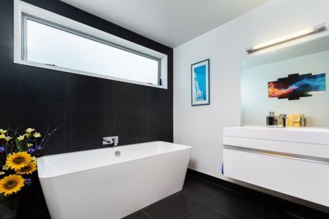 Photo of property in 5 Valley View, Bethlehem, Tauranga, 3110