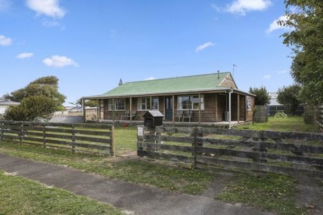 Photo of property in 11 Kauae Street, Manaia, 4612