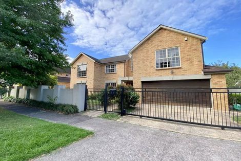 Photo of property in 2/36 Greenvalley Rise, Glenfield, Auckland, 0629