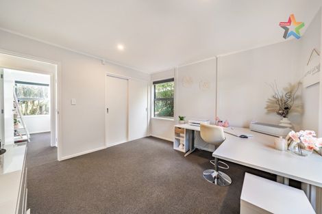 Photo of property in 129 Manuka Street, Stokes Valley, Lower Hutt, 5019