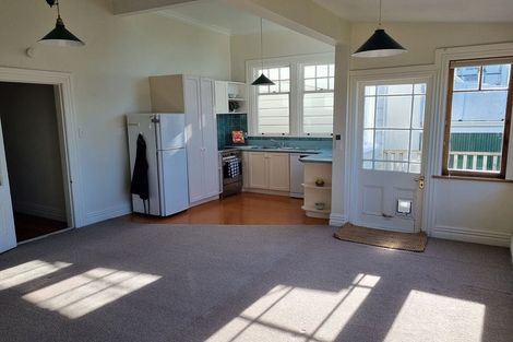 Photo of property in 35a Grant Road, Thorndon, Wellington, 6011