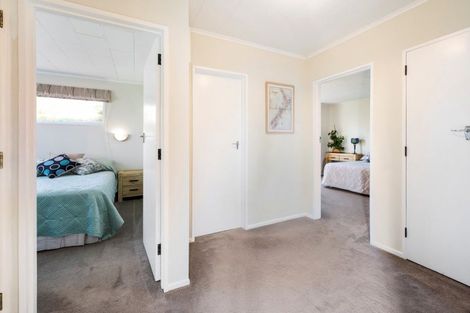 Photo of property in 15 Carnot Street, Glenholme, Rotorua, 3010