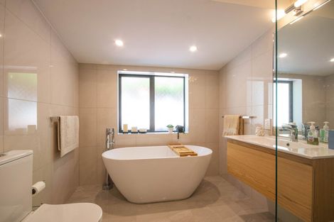 Photo of property in 11 Settlers Hill, Akaroa, 7520