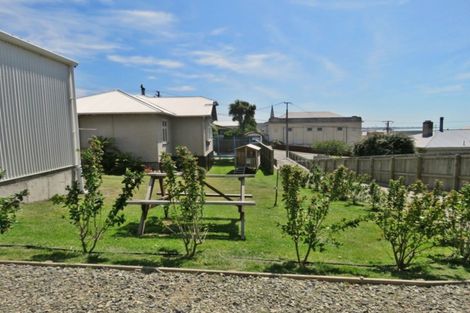 Photo of property in 21 Wansbeck Street, South Hill, Oamaru, 9400