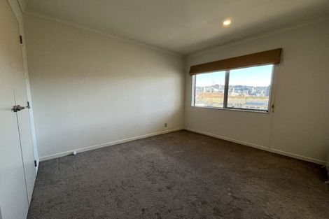 Photo of property in 10/15 Roxburgh Street, Mount Victoria, Wellington, 6011