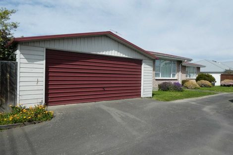 Photo of property in 2/271 Avonhead Road, Avonhead, Christchurch, 8042