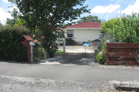Photo of property in 1 Tiraumea Road, Pahiatua, 4910