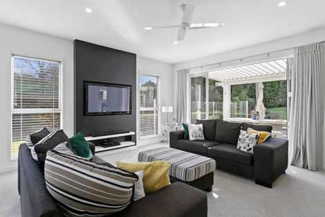 Photo of property in 66 Gillespie Place, Acacia Bay, Taupo, 3385