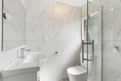 Photo of property in 1/86 Universal Drive, Henderson, Auckland, 0610