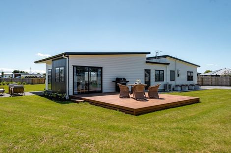 Photo of property in 43 Gimson Street, Solway, Masterton, 5810