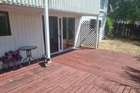 Photo of property in 102 Saddleback Rise, Murrays Bay, Auckland, 0630