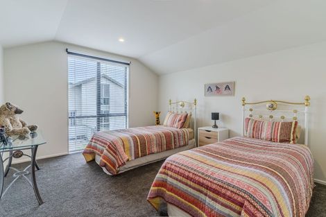 Photo of property in 10 Trudi Place, Green Island, Dunedin, 9018