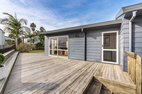 Photo of property in 13 Altair Place, Windsor Park, Auckland, 0632