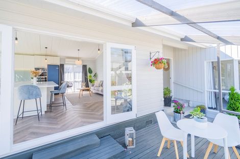 Photo of property in 62 Ngaio Road, Waikanae, 5036