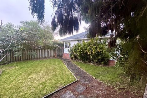 Photo of property in 3 Alma Street, Te Atatu South, Auckland, 0610