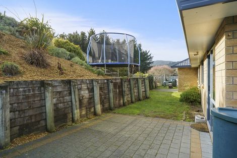 Photo of property in 5 Harry Shaw Way, Raumati South, Paraparaumu, 5032