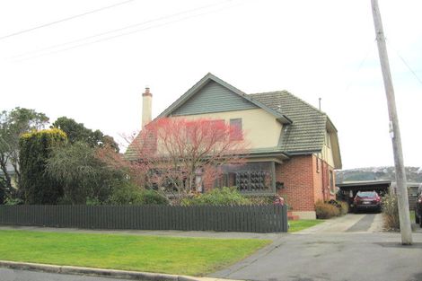 Photo of property in 17 Wycolla Avenue, Saint Clair, Dunedin, 9012