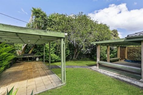 Photo of property in 38a Sunnynook Road, Sunnynook, Auckland, 0620