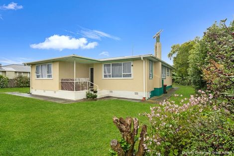 Photo of property in 43 Fookes Street, Waverley, 4510