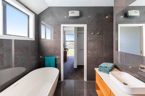 Photo of property in 25 Hallfield Drive, Ohoka, Kaiapoi, 7692
