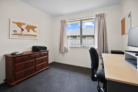 Photo of property in 14 Max Landing, Grandview Heights, Hamilton, 3200