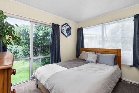 Photo of property in 5 Shortland Street, Tamatea, Napier, 4112
