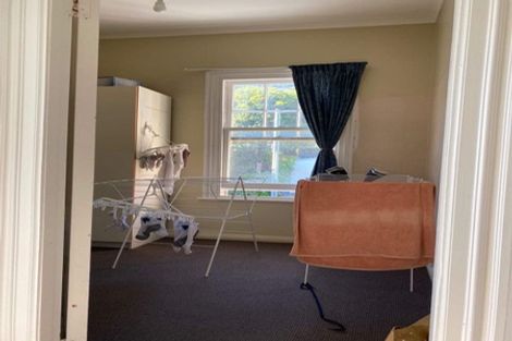 Photo of property in 1/50 Clyde Street, Island Bay, Wellington, 6023