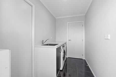 Photo of property in 17 Macdonald Heights, Feilding, 4702