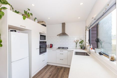 Photo of property in 5a Karaka Street, Castlecliff, Wanganui, 4501